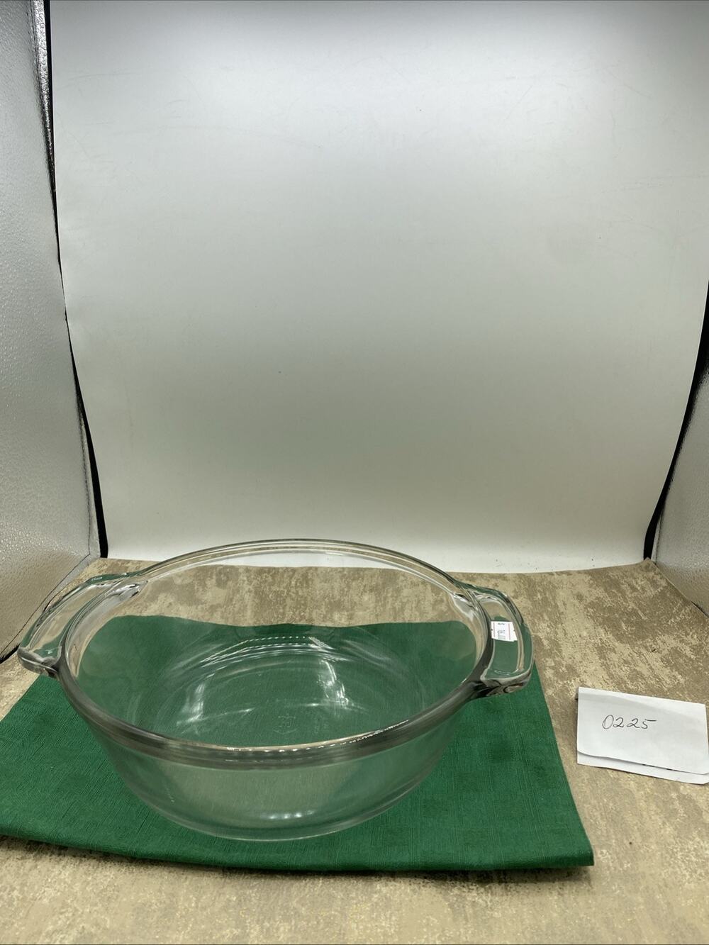 Anchor Hocking 2 Qt Round Glass Casserole Dish Oven & Microwave Safe Clear